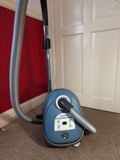 Nilfisk One Performance Blue