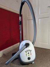 Nilfisk One Performance White